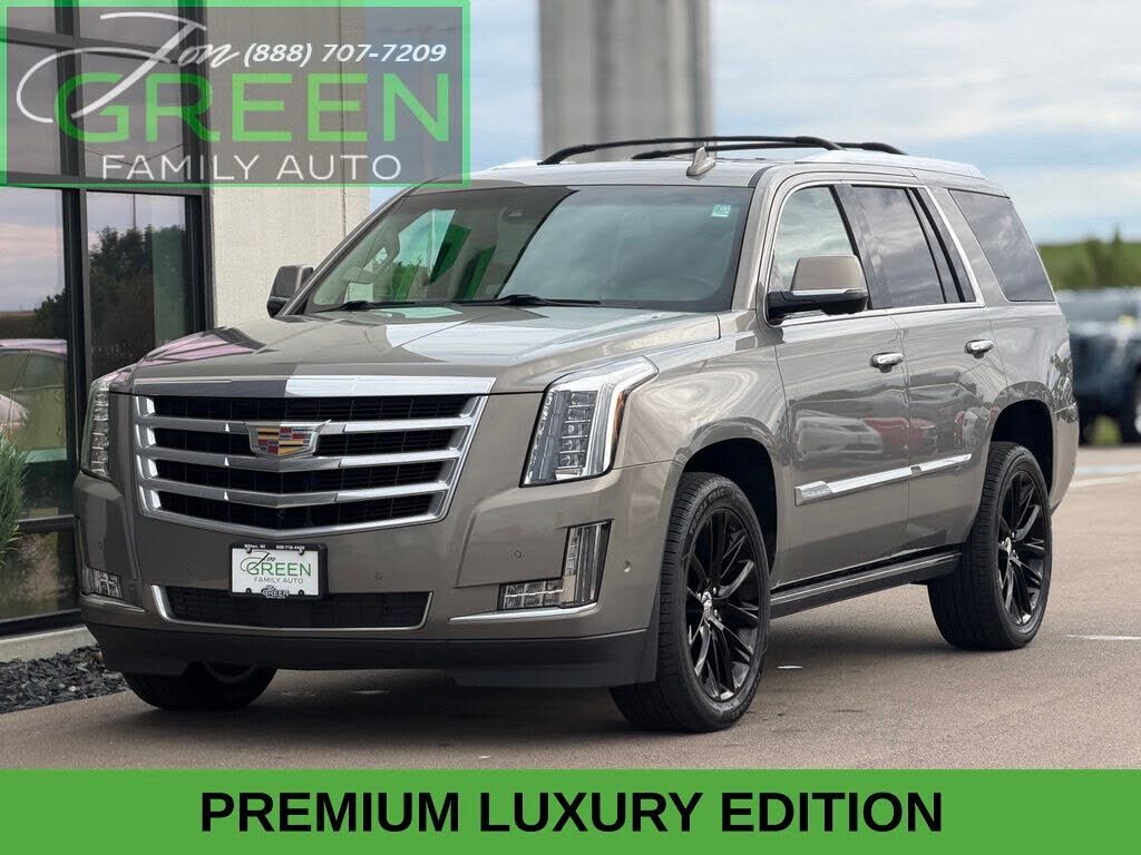 2017 CADILLAC Escalade