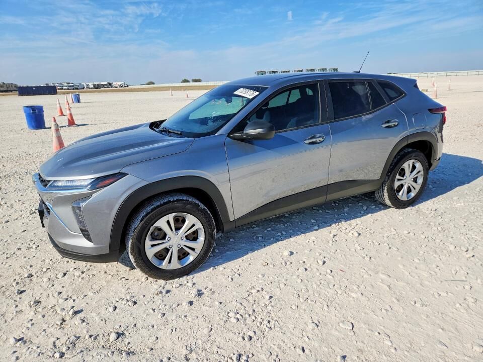 2024 CHEVROLET Trax