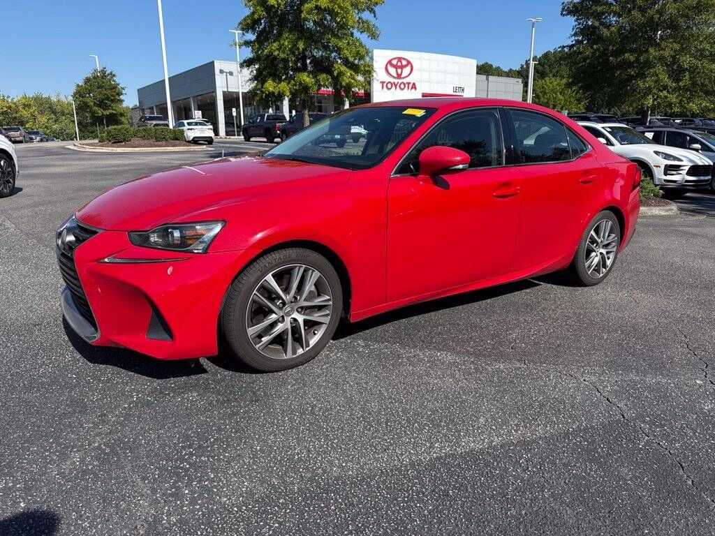 2020 Lexus IS