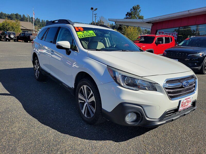 2019 SUBARU Outback
