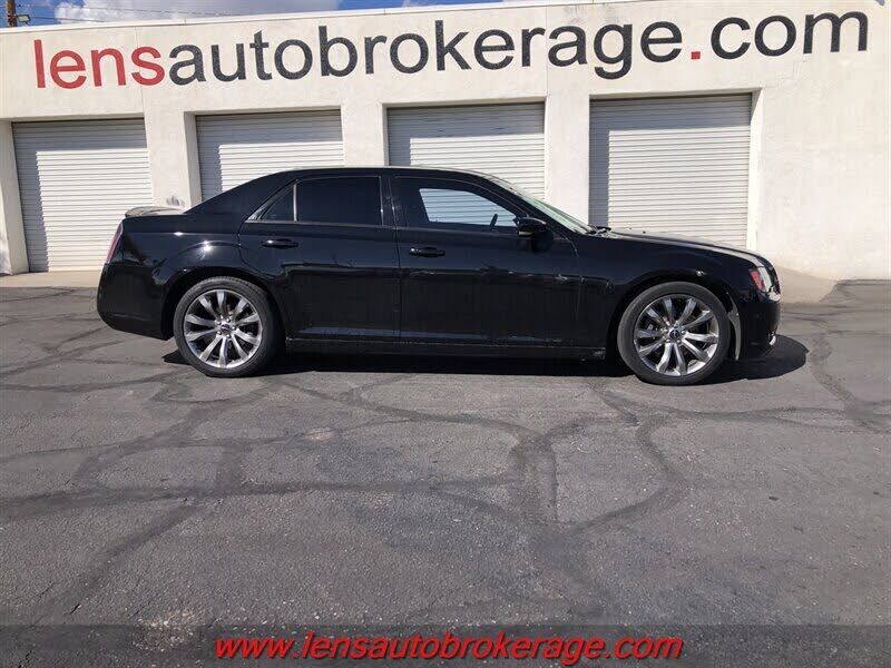 2014 CHRYSLER 300