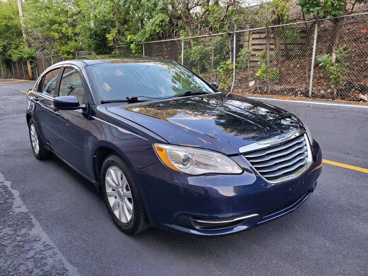 2013 CHRYSLER 200