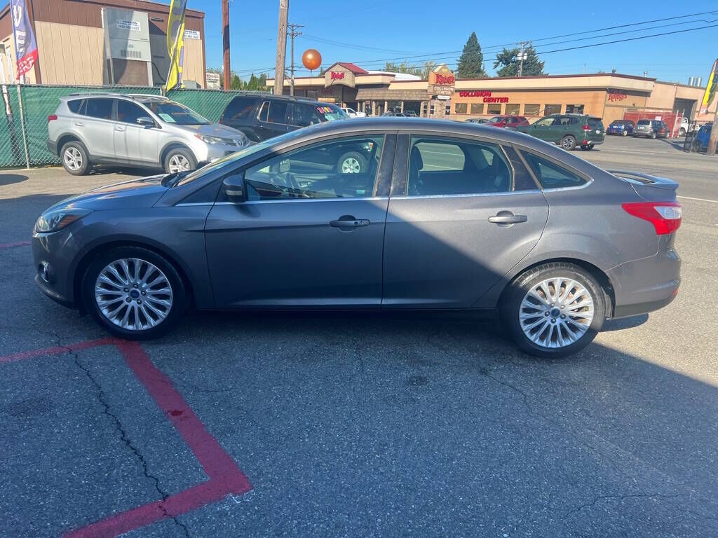 2012 FORD Focus