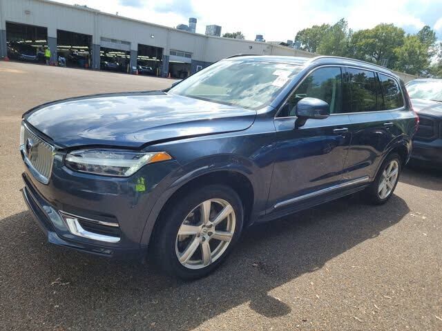 2024 VOLVO XC90