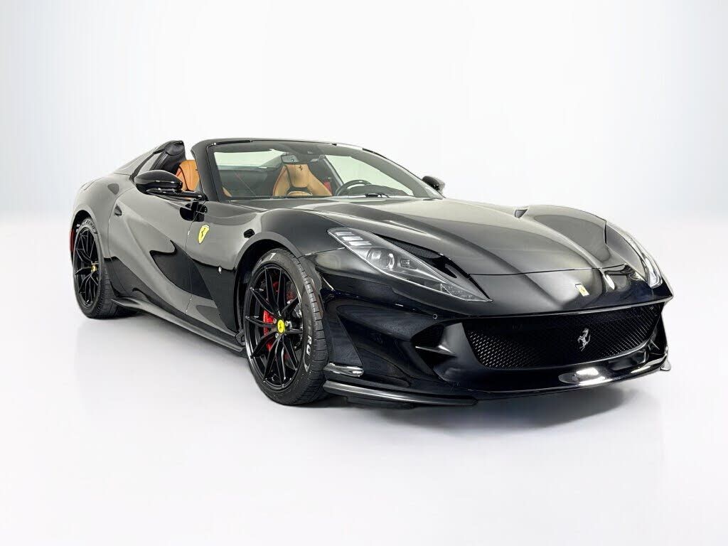 2023 FERRARI 812GTS