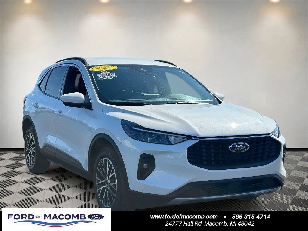 2023 FORD Escape