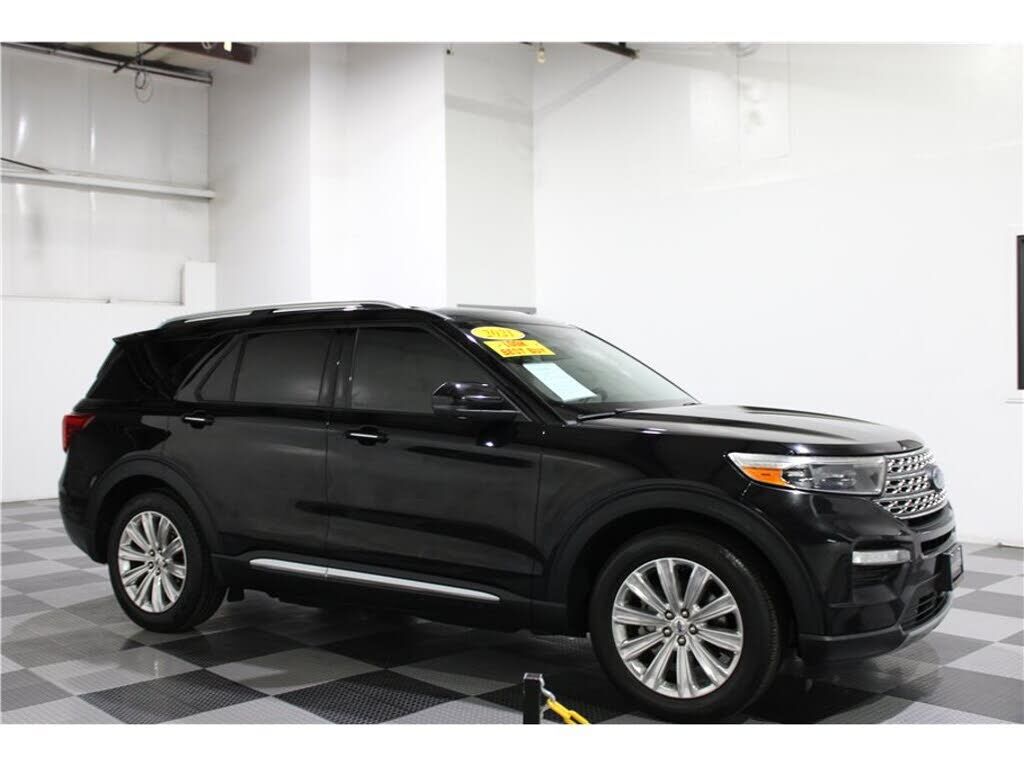 2021 FORD Explorer