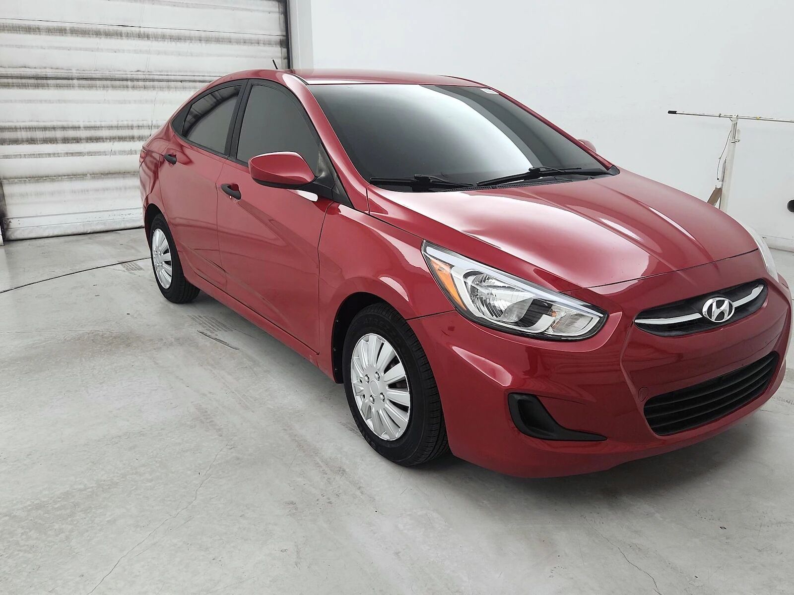 2016 HYUNDAI Accent