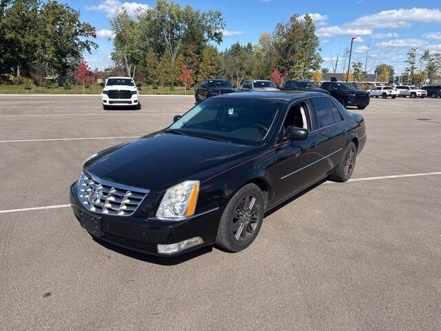 2011 CADILLAC DTS