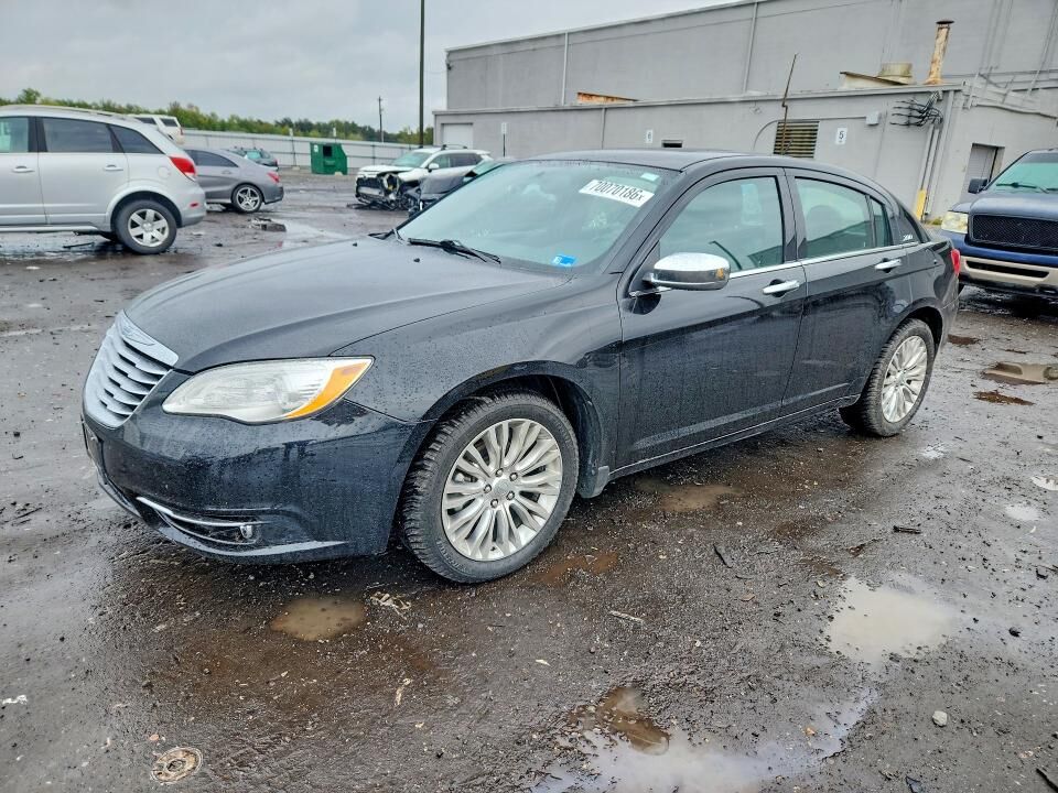 2012 CHRYSLER 200