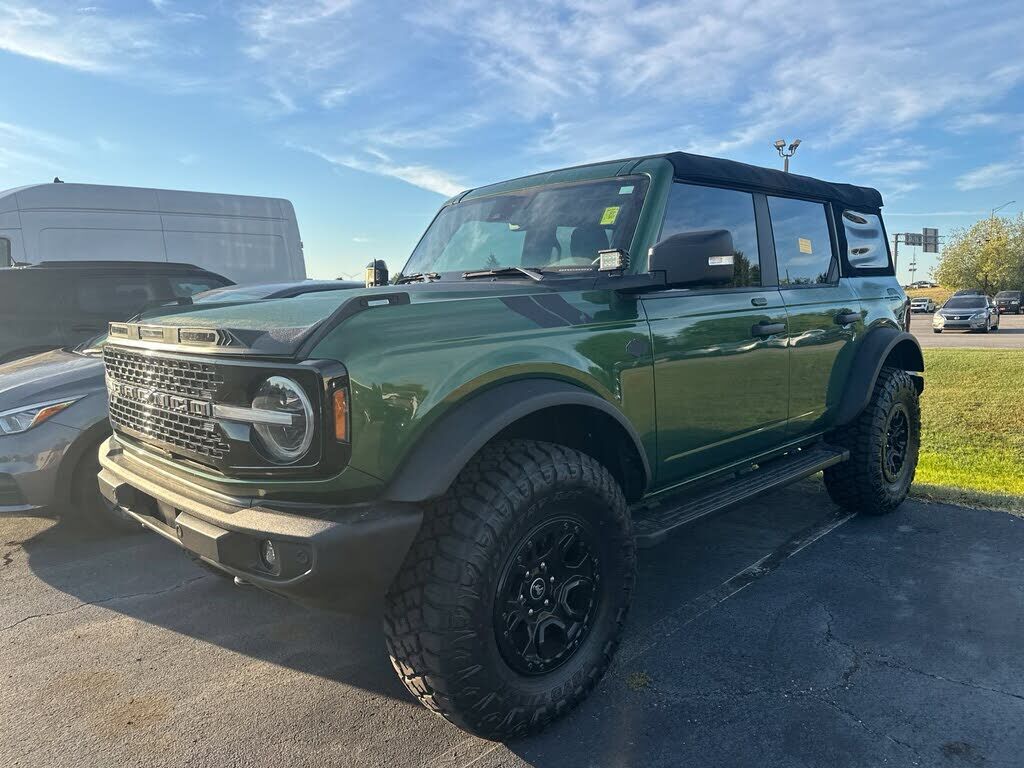 2022 FORD Bronco