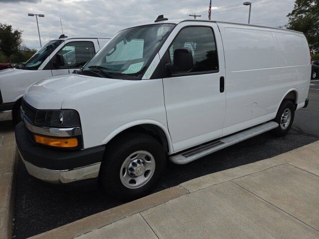 2025 CHEVROLET Express
