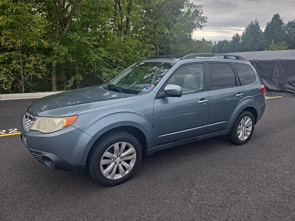 2011 SUBARU Forester