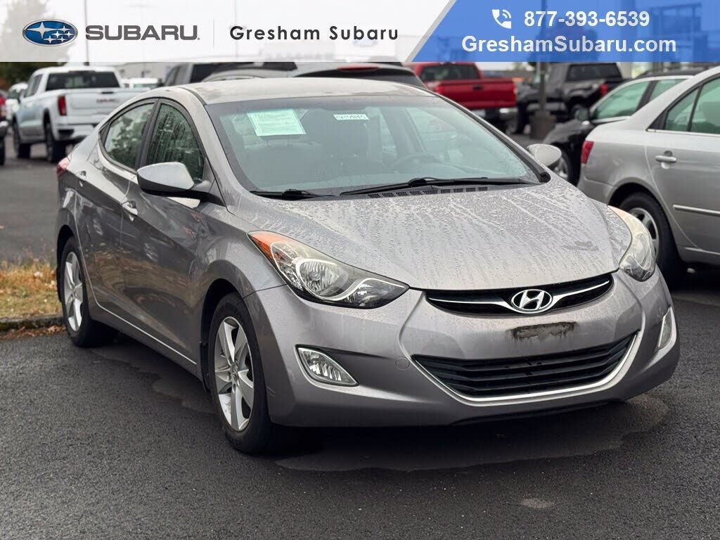 2012 HYUNDAI Elantra
