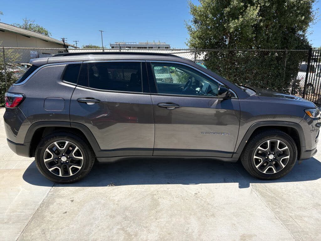 2022 JEEP Compass