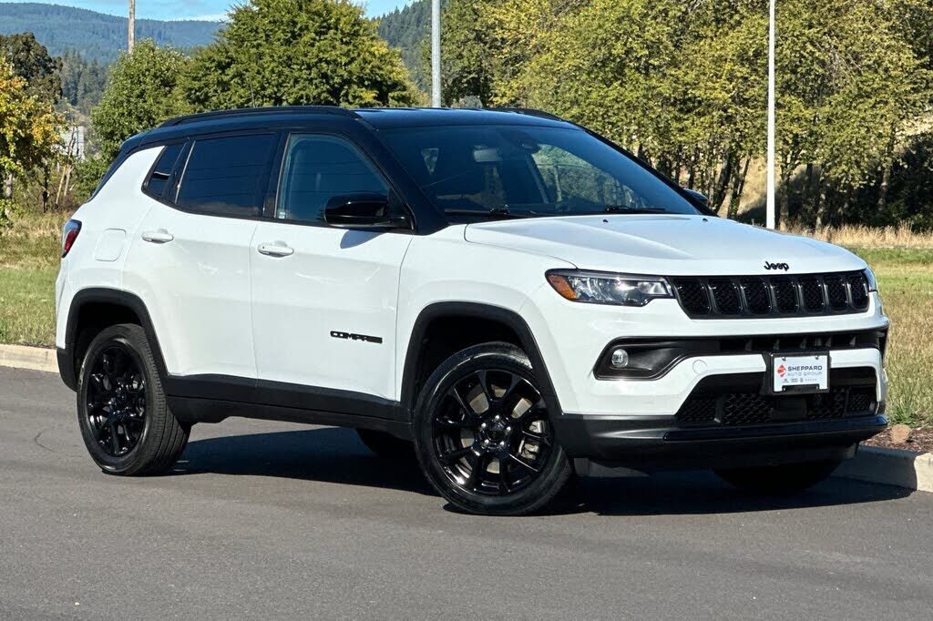 2023 JEEP Compass