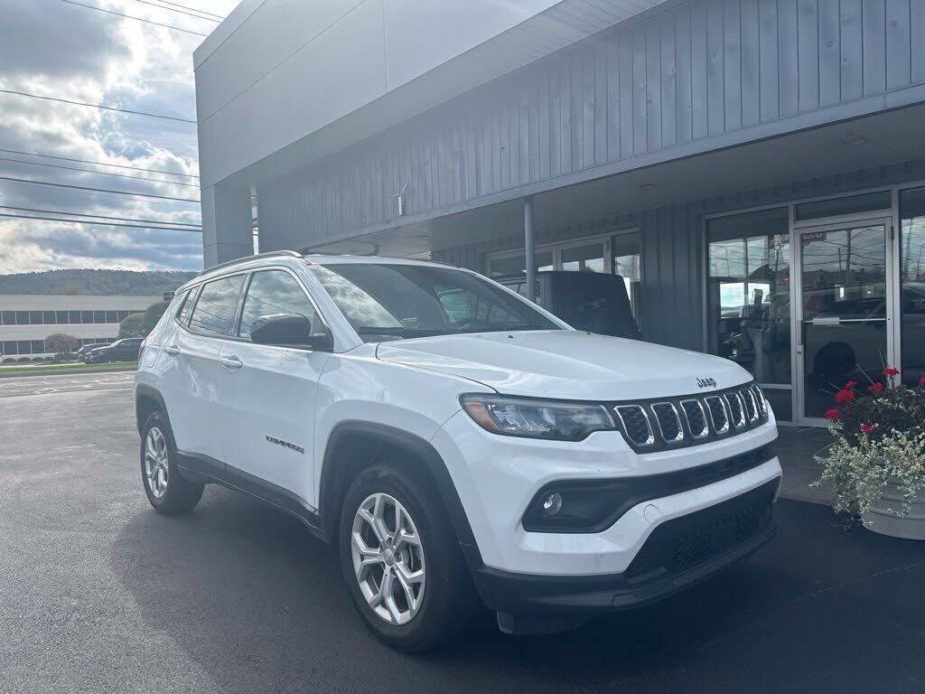 2024 JEEP Compass