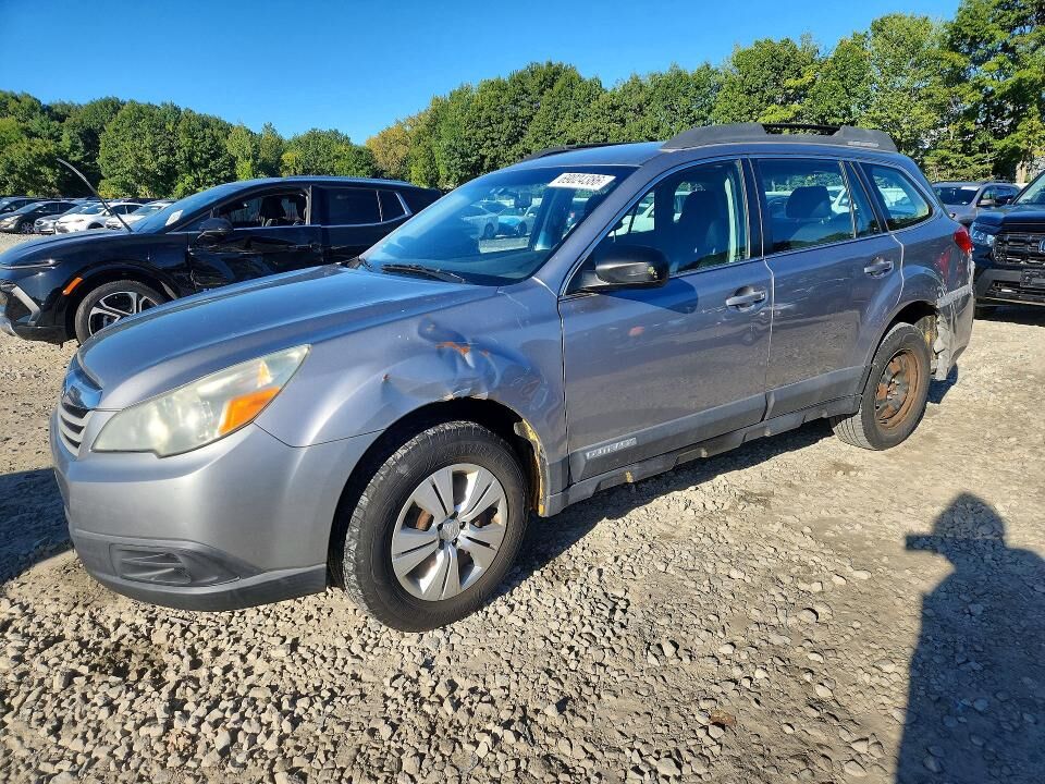 2010 SUBARU Outback