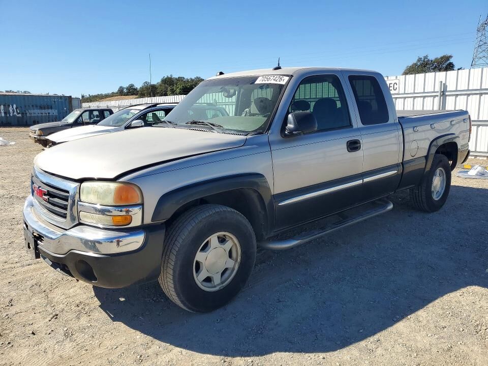 2004 GMC Sierra