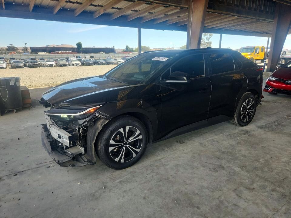2025 TOYOTA bZ4X