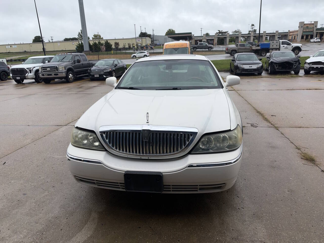 2003 LINCOLN Town Car