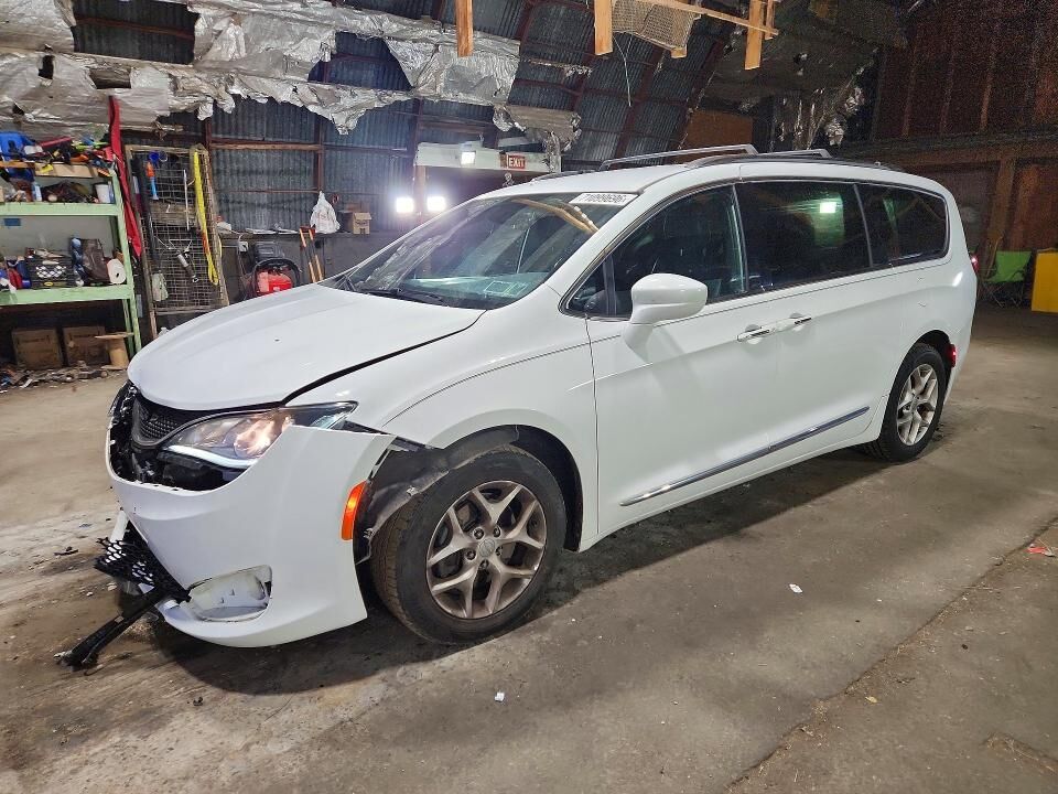 2020 CHRYSLER Pacifica