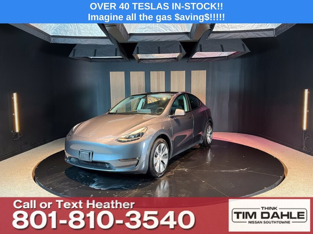 2023 TESLA Model Y