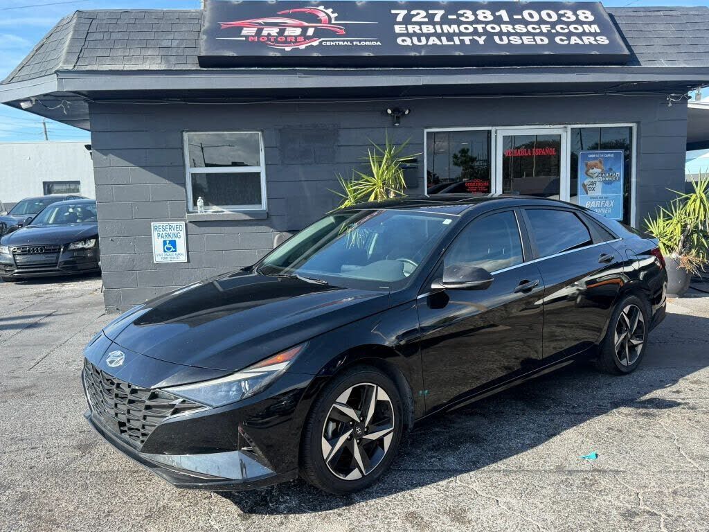 2023 HYUNDAI Elantra