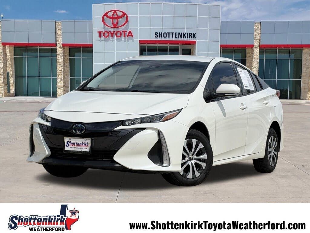 2020 TOYOTA Prius