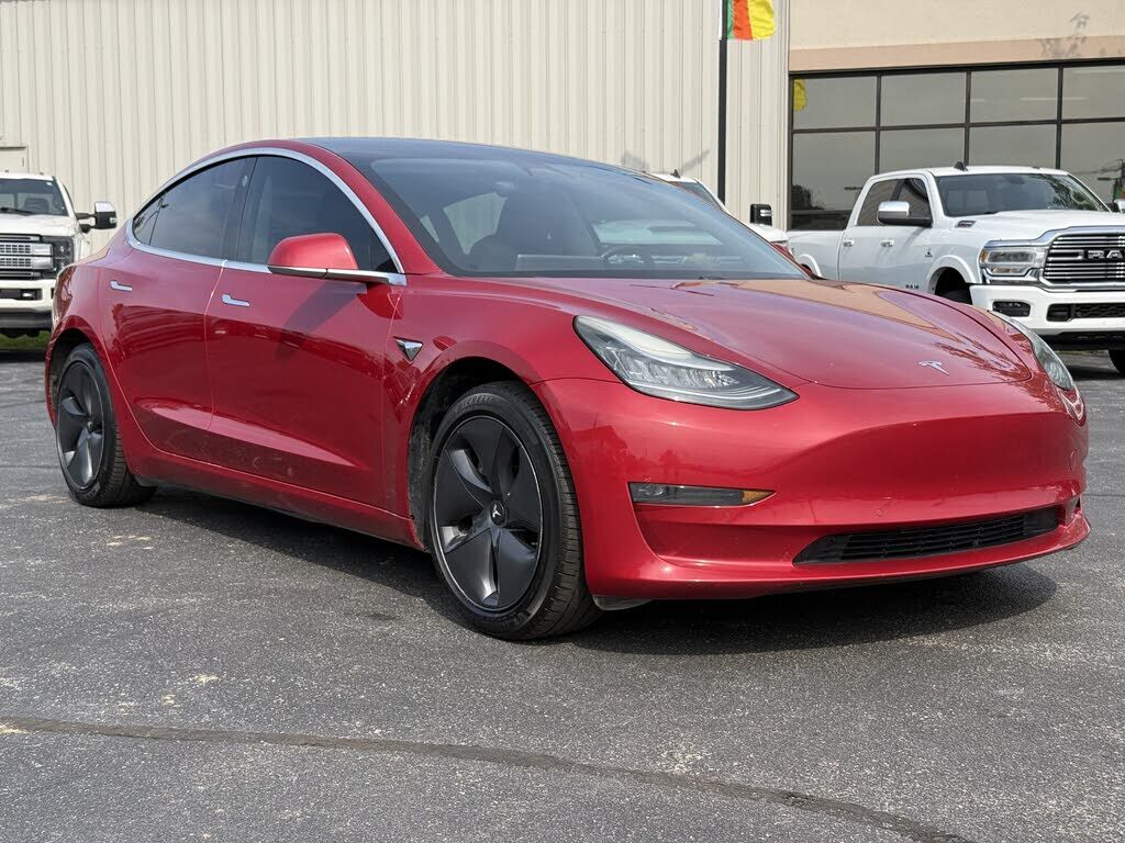 2019 TESLA Model 3