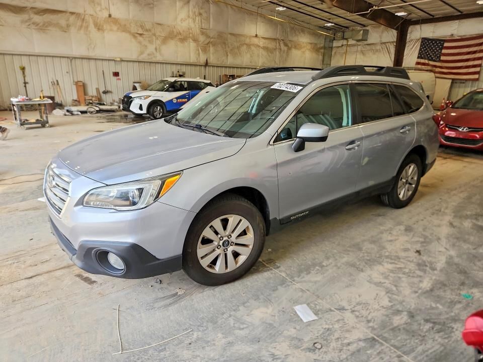 2015 SUBARU Outback