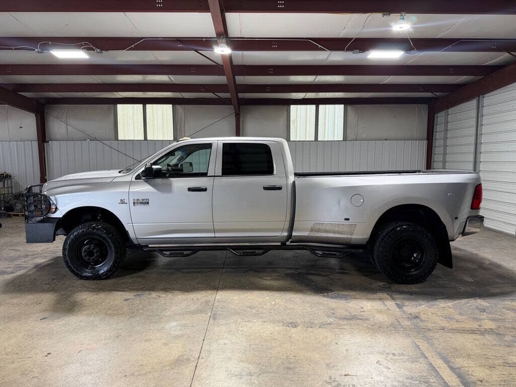 2012 DODGE Ram