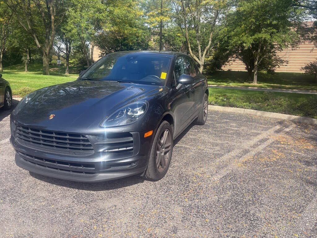 2021 PORSCHE Macan