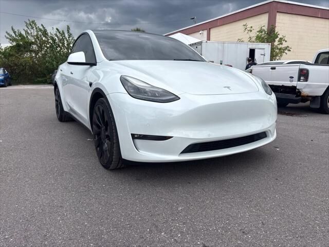 2022 TESLA Model Y