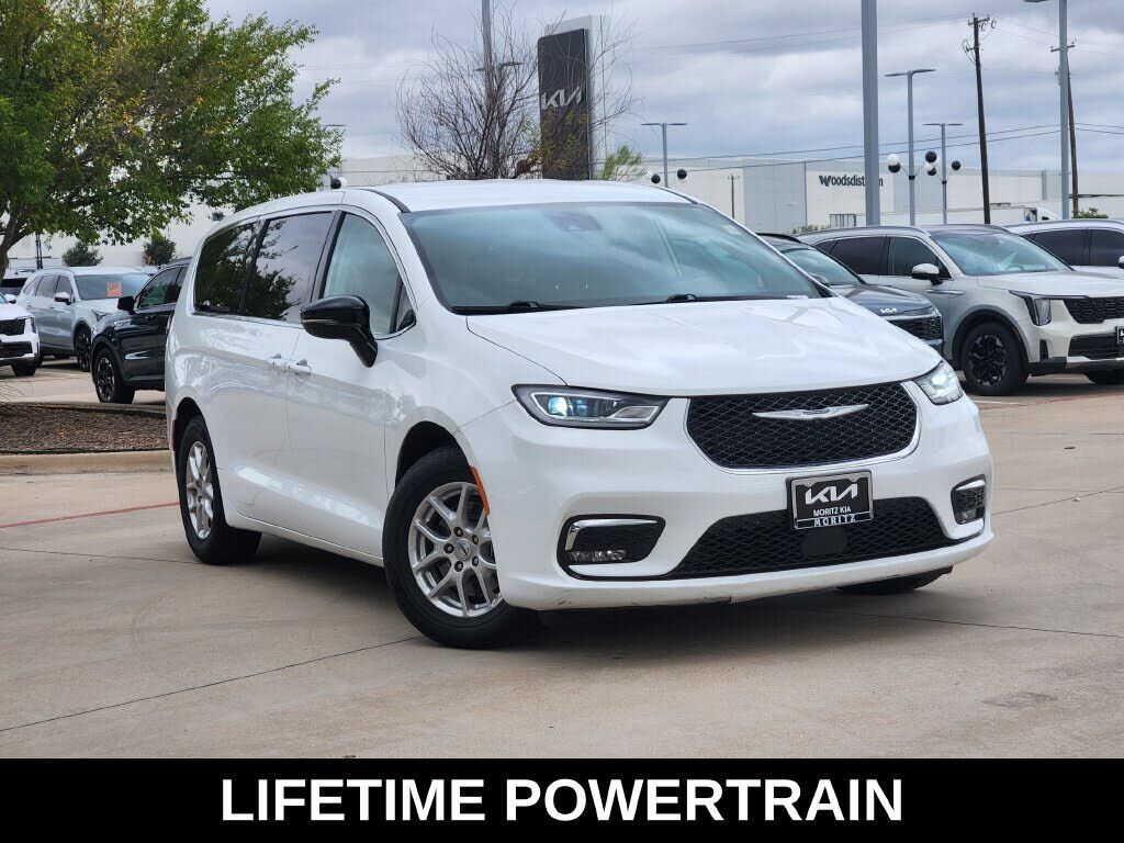 2024 CHRYSLER Pacifica