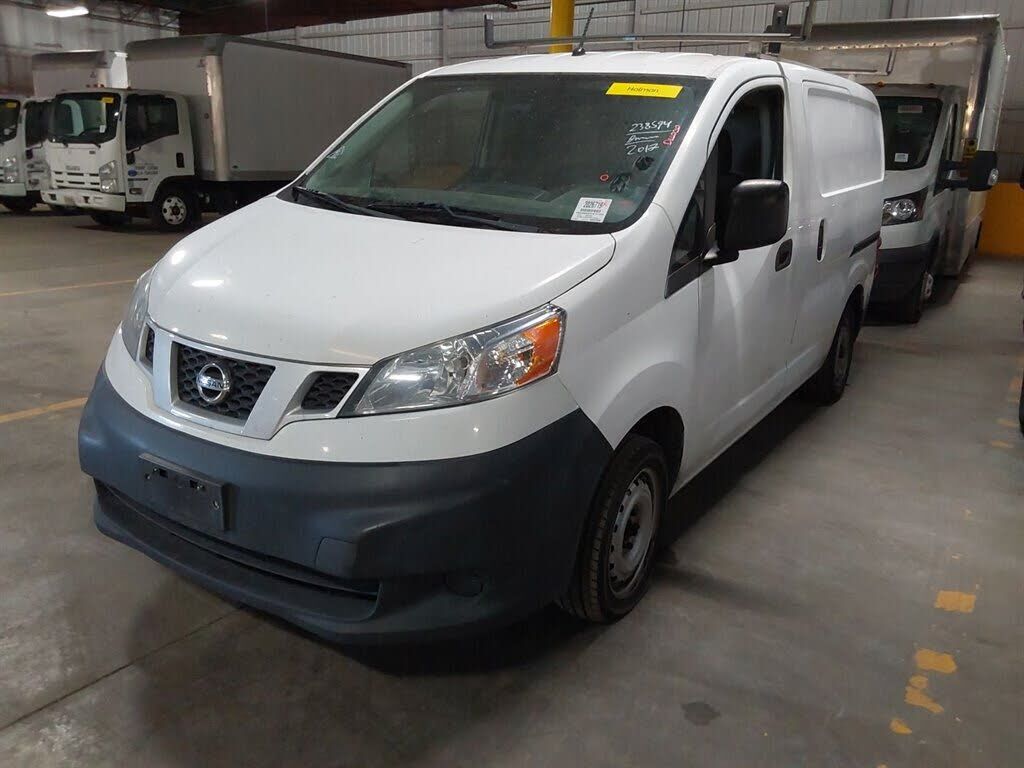 2017 NISSAN NV200