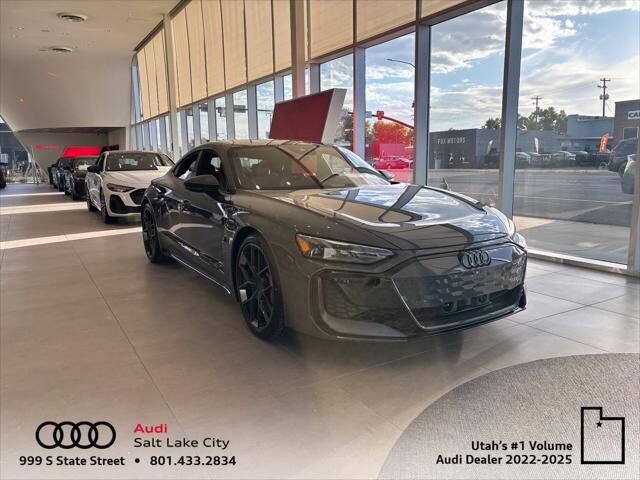 2025 AUDI RS e-tron GT