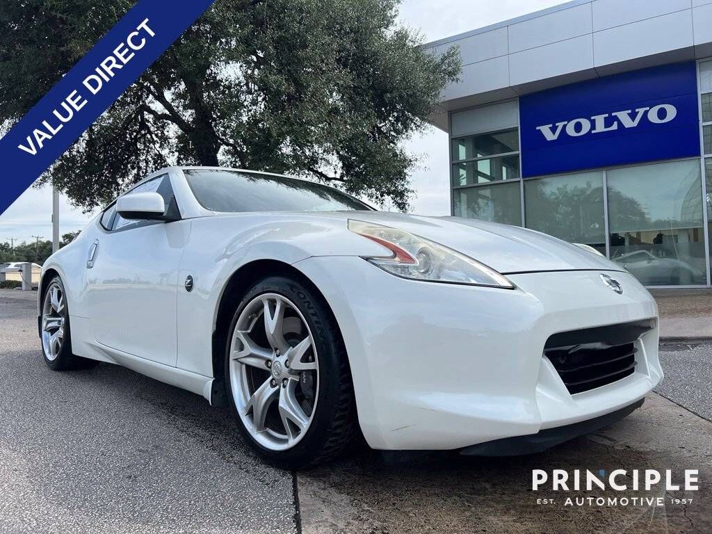 2011 NISSAN 370Z