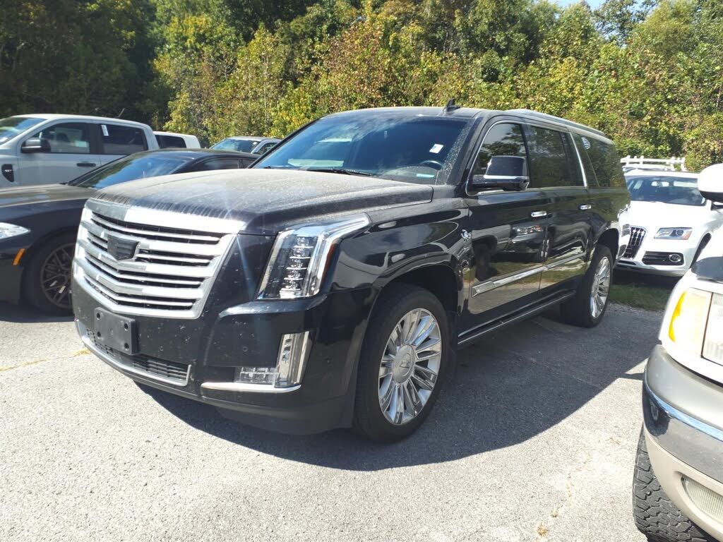 2017 CADILLAC Escalade ESV