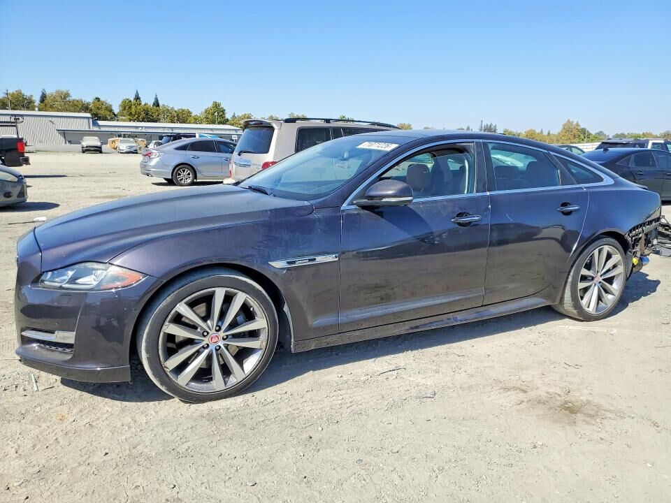 2016 JAGUAR XJ