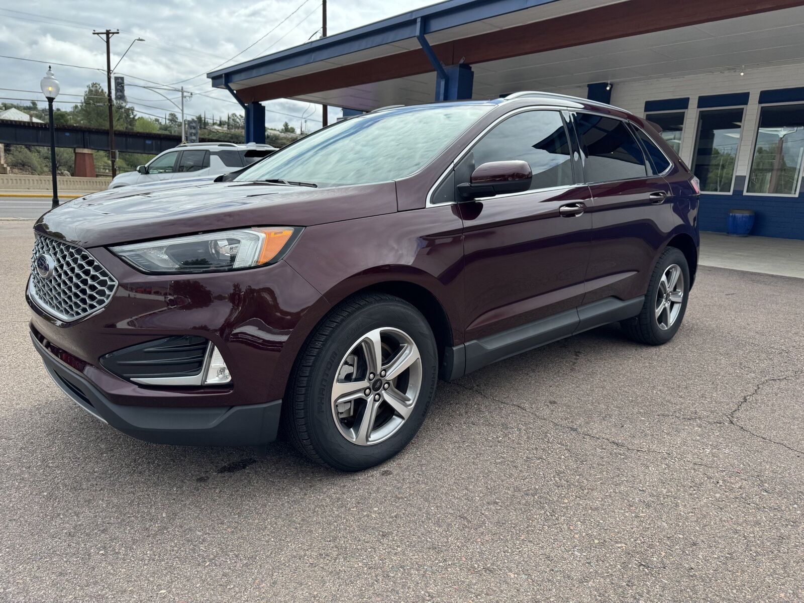 2023 FORD Edge