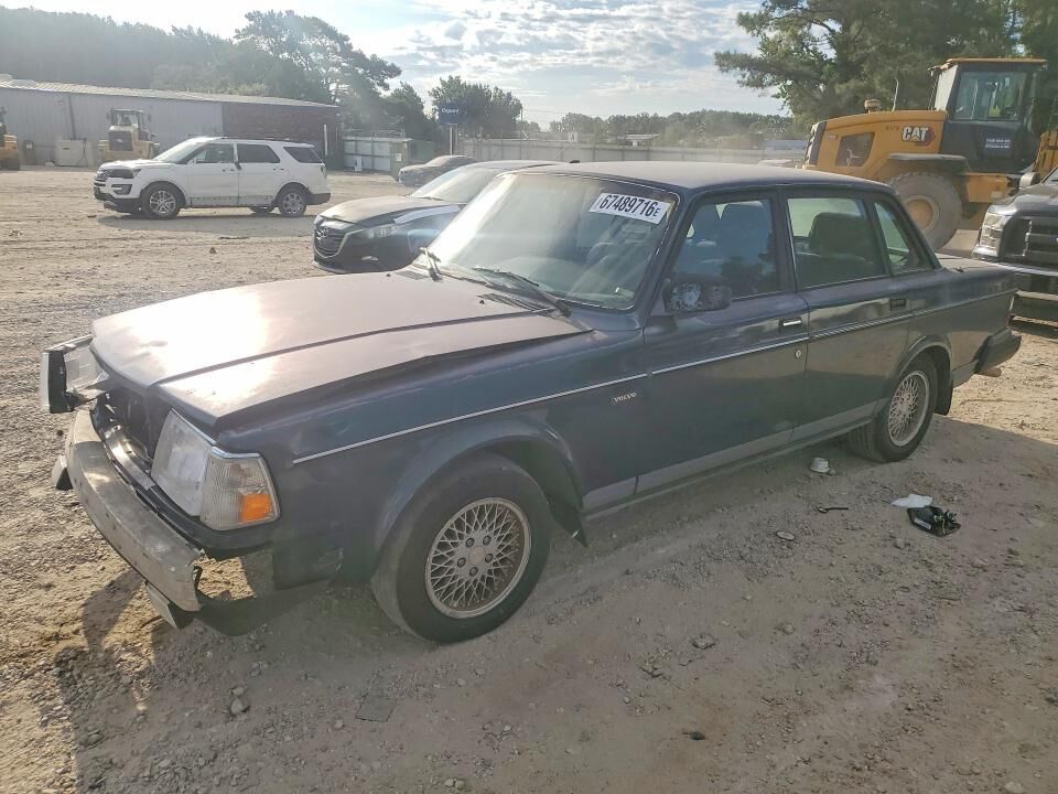 1993 VOLVO 240 Series