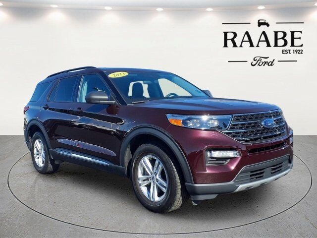 2023 FORD Explorer
