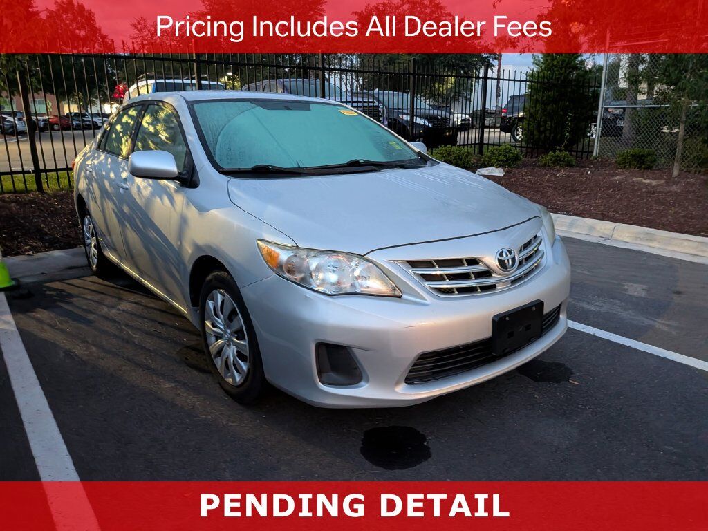 2013 TOYOTA Corolla