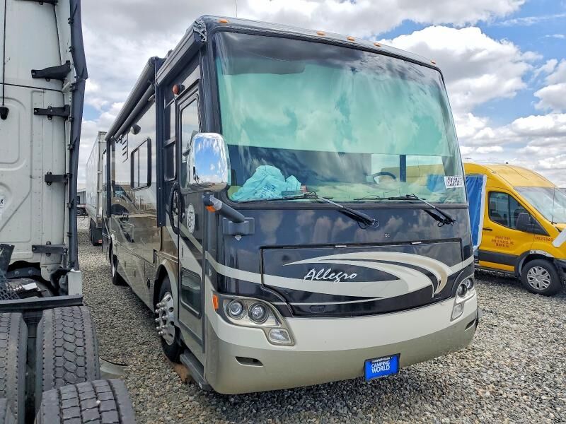 2013 TIFFIN MOTORHOMES INC Breeze