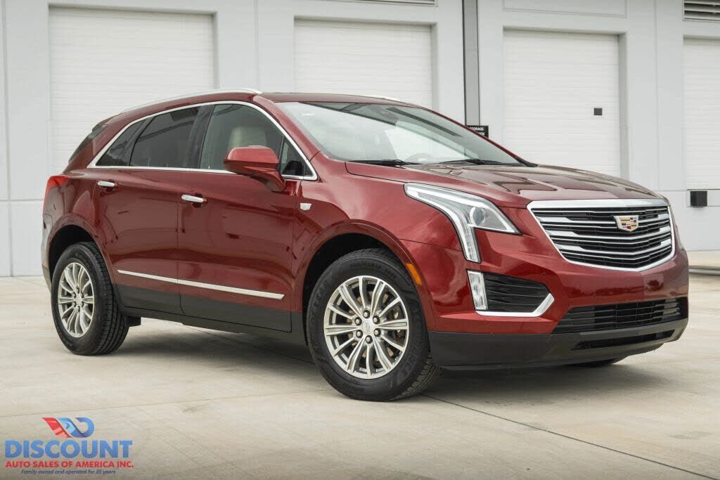 2017 CADILLAC XT5