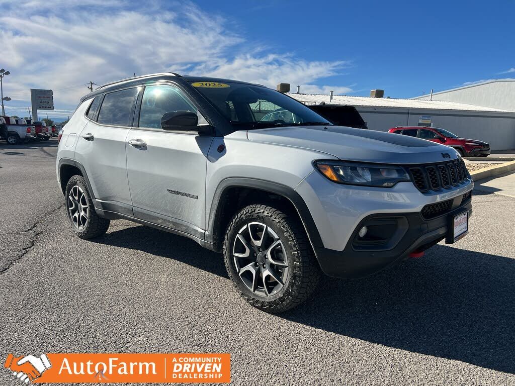 2025 JEEP Compass