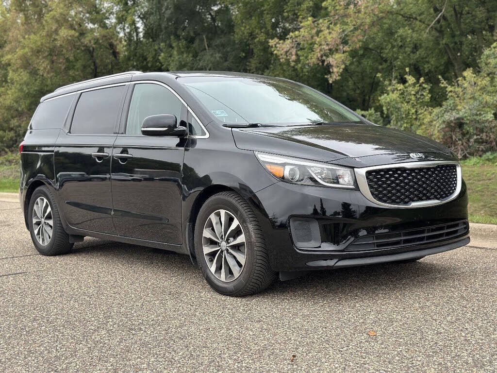 2017 KIA Sedona