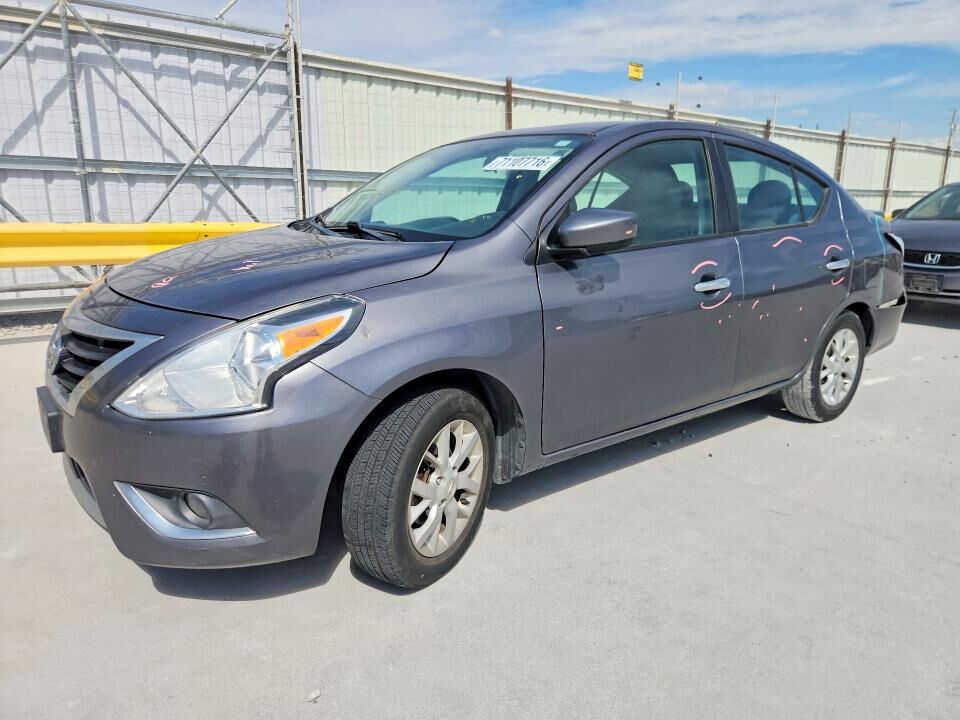 2018 NISSAN Versa