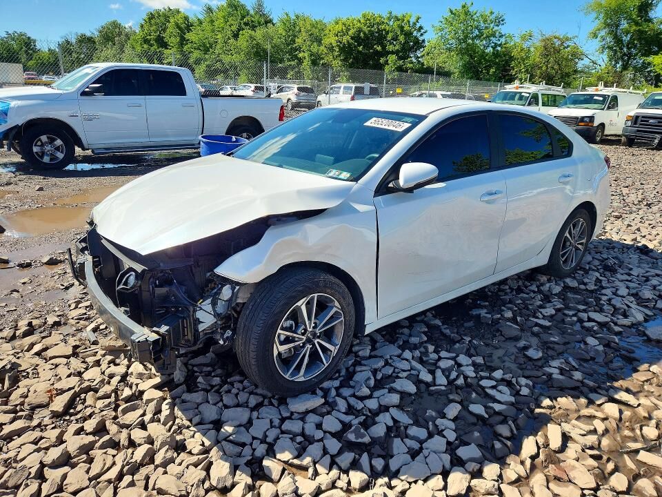 2023 KIA Forte